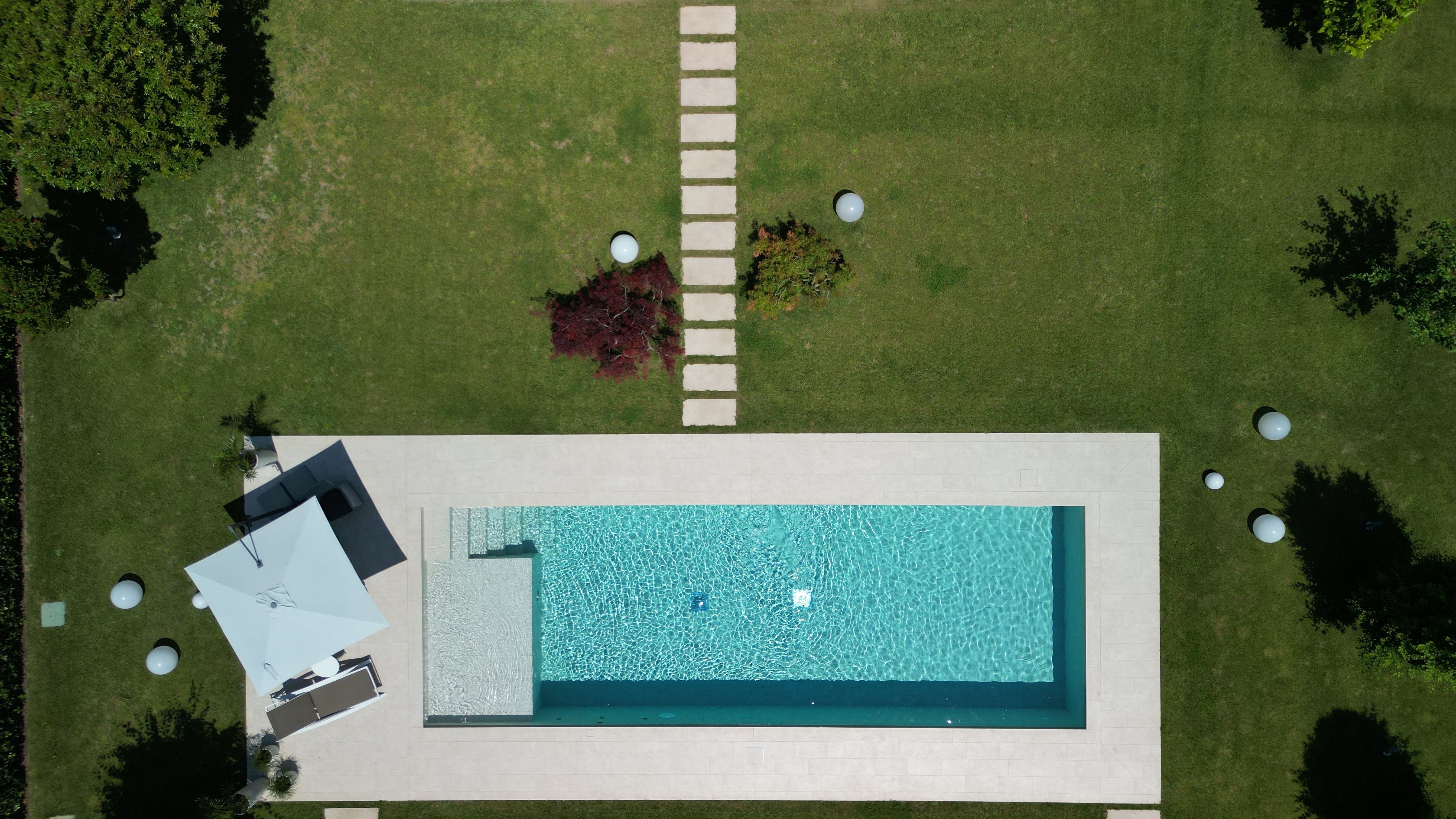 Pourquoi les prix des piscines varient autant